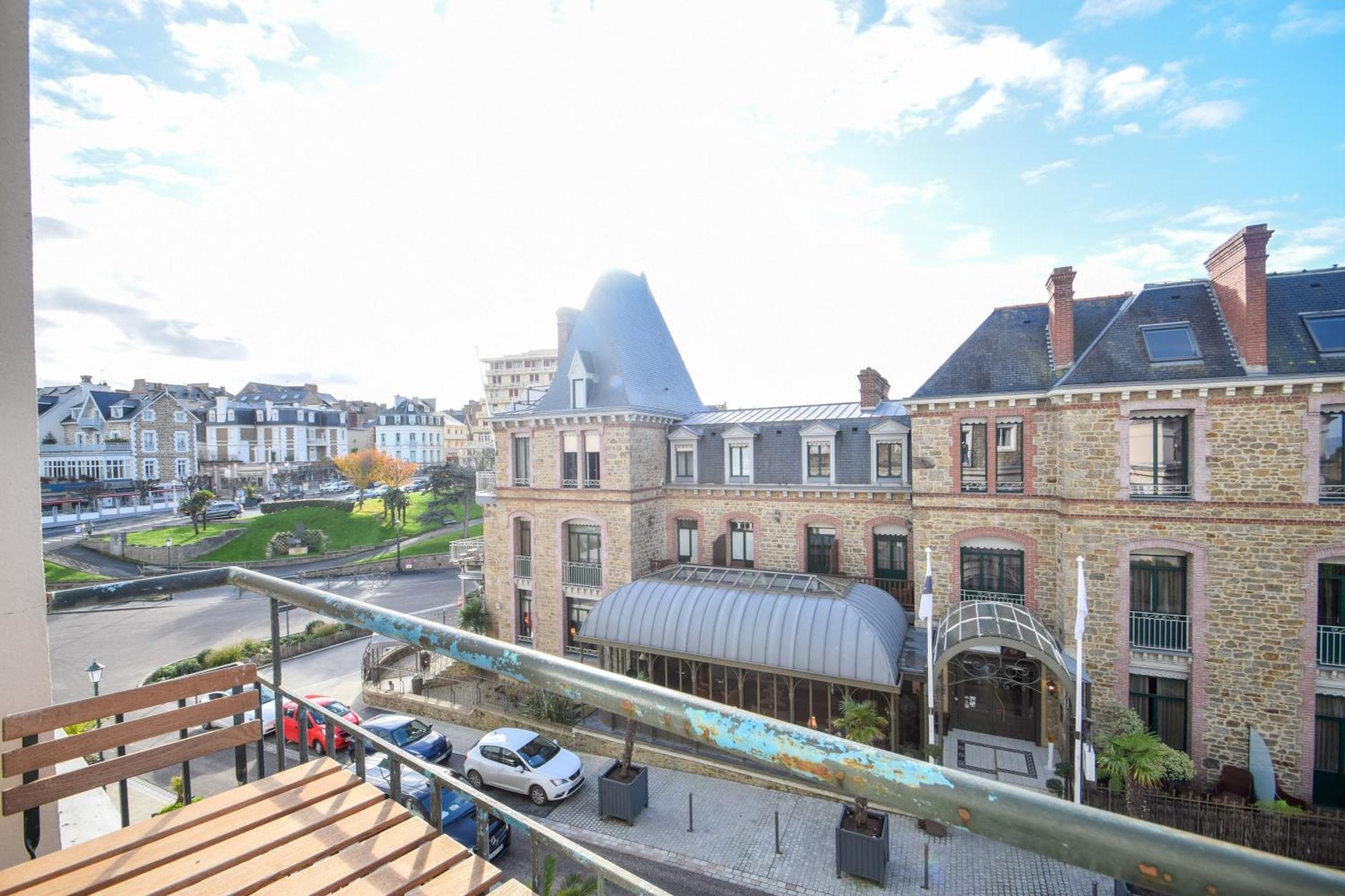Appt 2 Pieces Confort 3 Pers Au Pied De La Plage Vacances Sans Voiture Dinard Exterior photo
